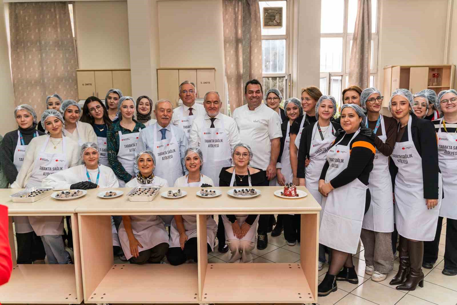 hacettepe universitesi ve sabri ulker vakfi gida ve beslenme okuryazarligi uygulama alani icin is WIpUS9ch