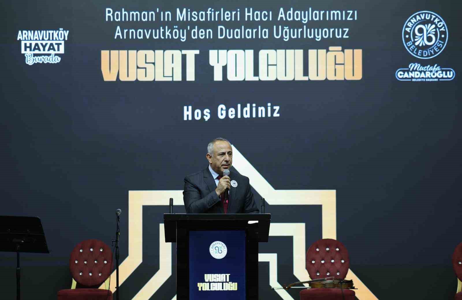 haci adaylari arnavutkoyden dualarla ugurlandi 0 FRMRCpeD