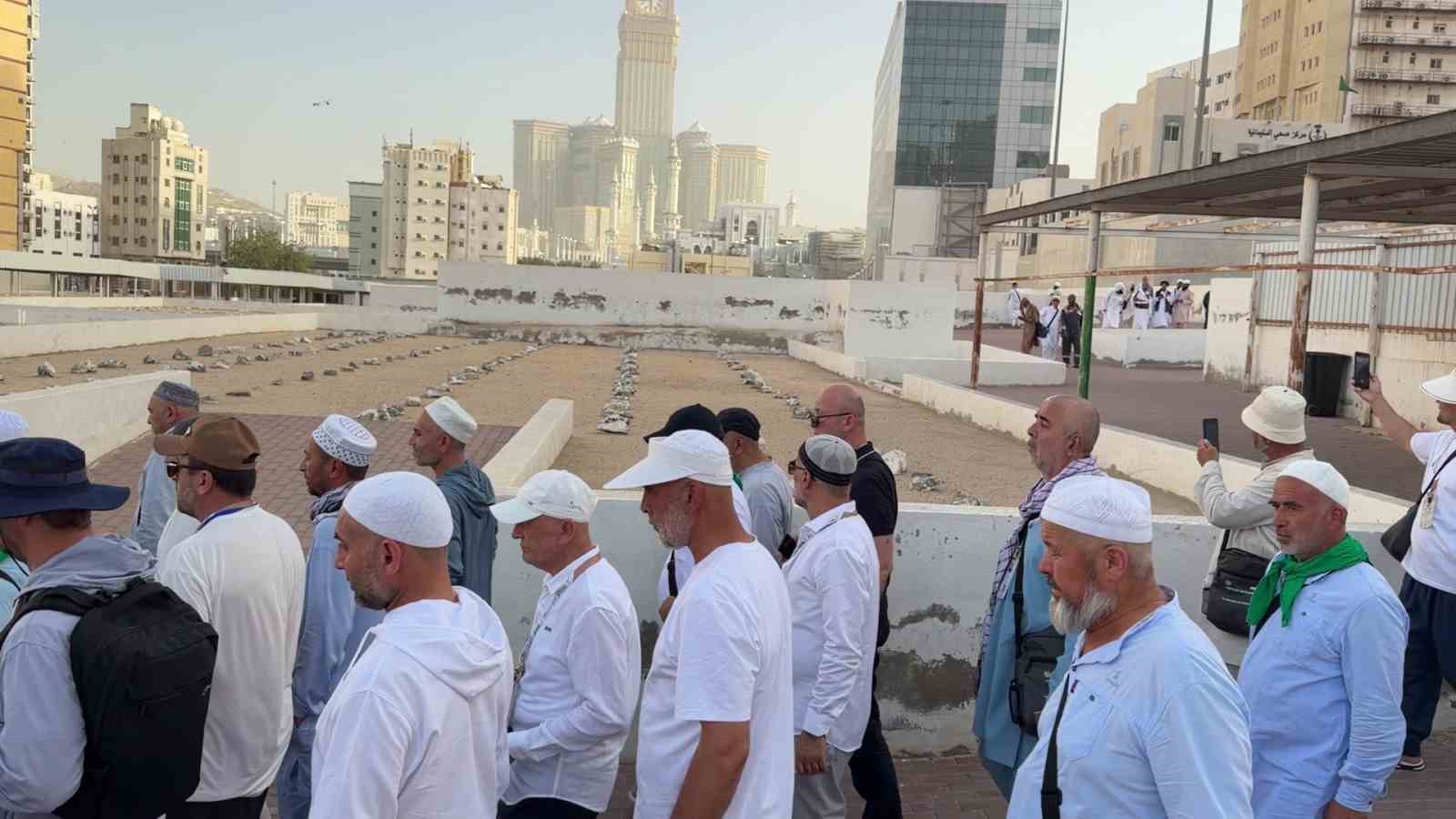 haci adaylari cennetul muallaya kosuyor 0 Ac2mWyaX