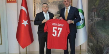 haciosmanoglundan-sinopa-milli-mac-ziyareti-aMGkcmwz.jpg