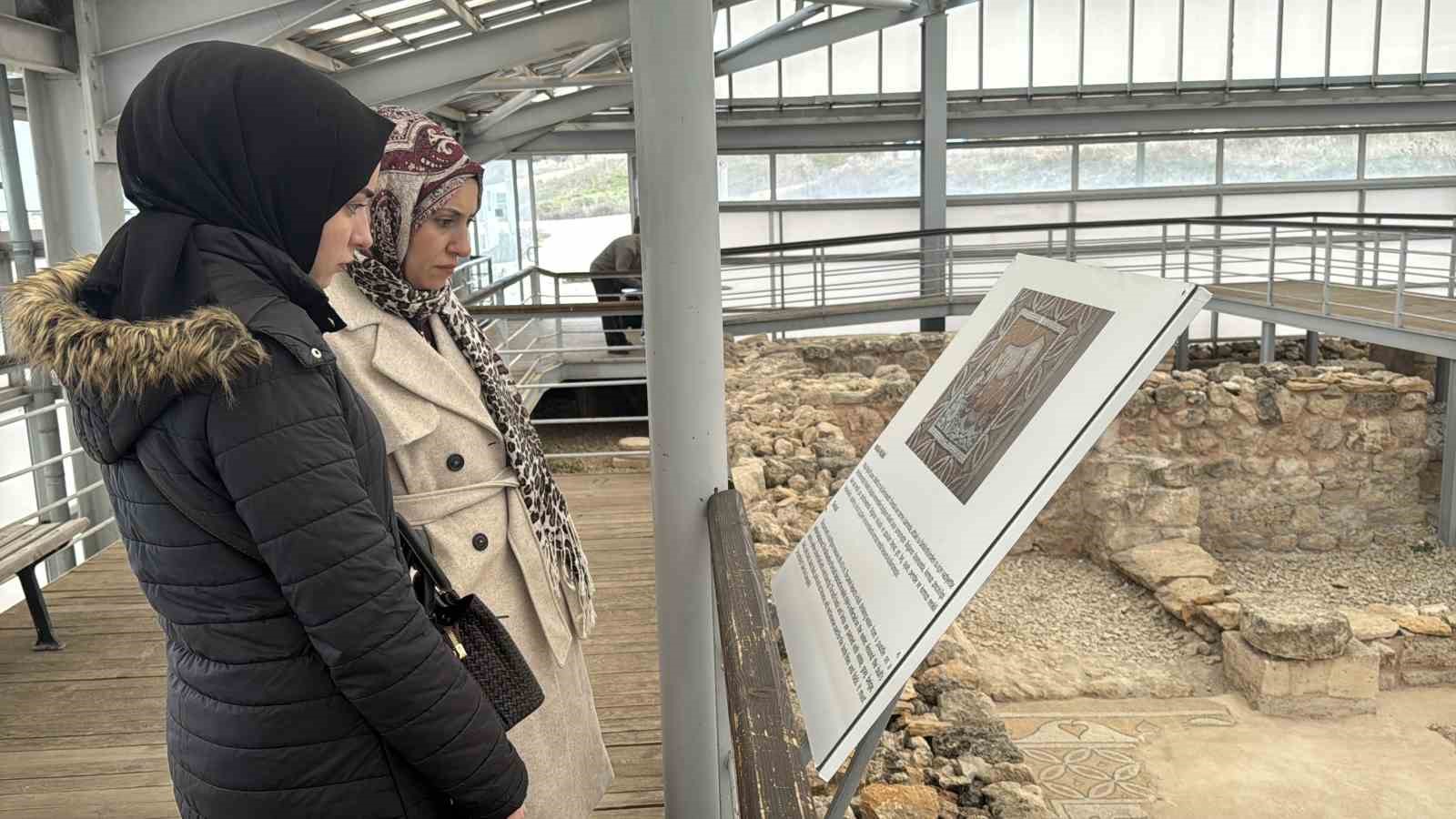 hadrianopolis antik kenti iz birakan yapisiyla ilgi goruyor 6 gSY78THU