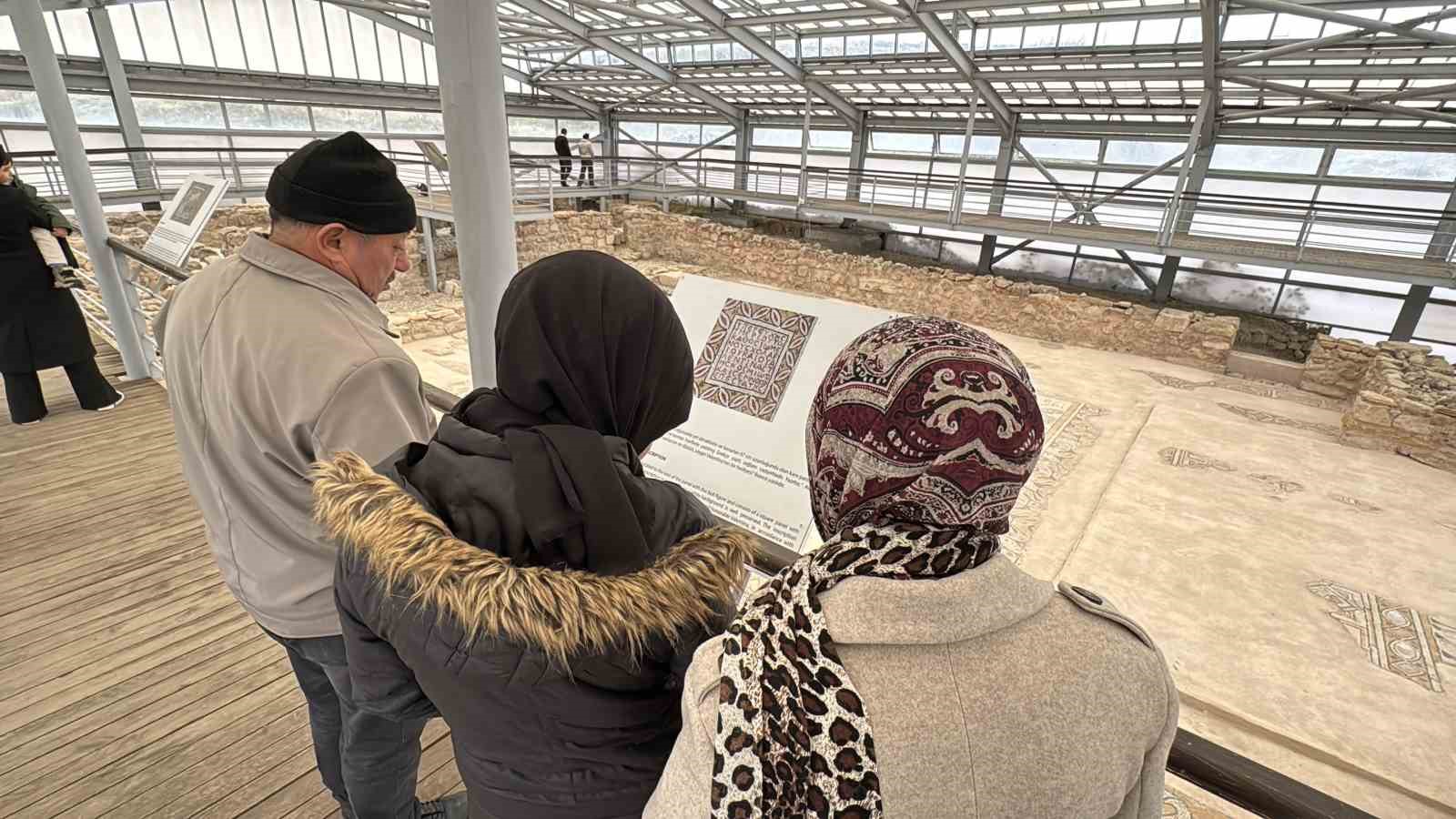 hadrianopolis antik kenti iz birakan yapisiyla ilgi goruyor 7 lKhOlGBm