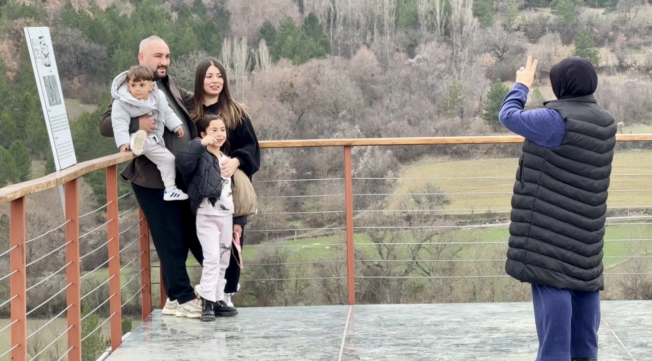 hadrianopolis antik kenti iz birakan yapisiyla ilgi goruyor 9 KVP9HiJb