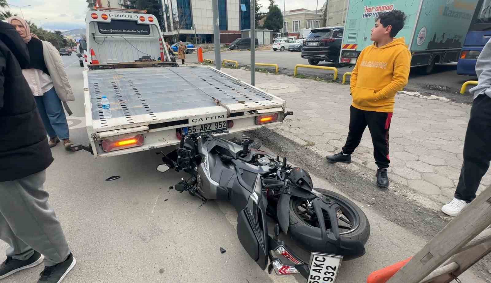 hafif ticari arac ile carpisan motosikletin surucusu yaralandi 0