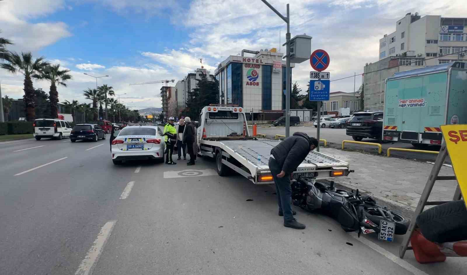 hafif ticari arac ile carpisan motosikletin surucusu yaralandi 4 k2kapzls