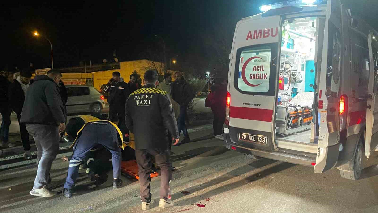 hafif ticari arac universite ogrencisine carpti 3 yarali 2 wkPncptK