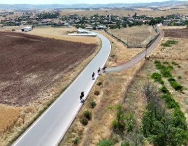 hafta-sonunu-dogada-gecirmek-isteyenlerin-tercihi-at-ciftlikleri-MKjIiTDy.jpg