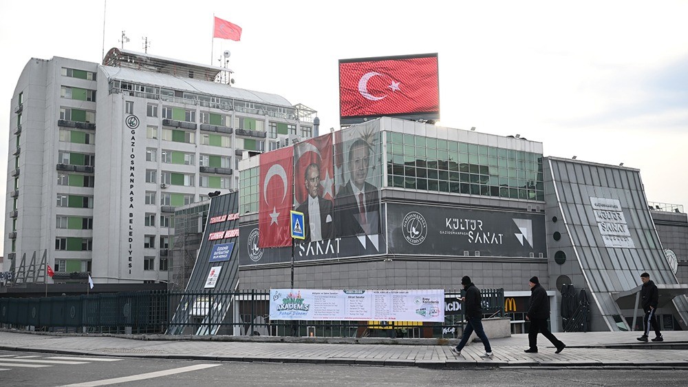 hain provokasyona karsi gaziosmanpasada ekranlar turk bayraklariyla donatildi 1 zg8rt7rj