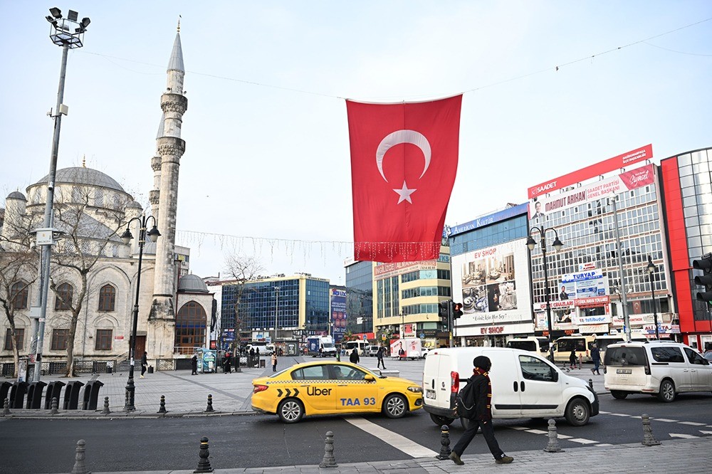 hain provokasyona karsi gaziosmanpasada ekranlar turk bayraklariyla donatildi 2 UmlnBzLu