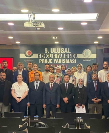 hak-is-genel-baskan-yardimcisi-sert-genclerimizin-bir-mucevher-gibi-korunmasi-desteklenmesi-gerekiyor-1bWmyaWA.jpg