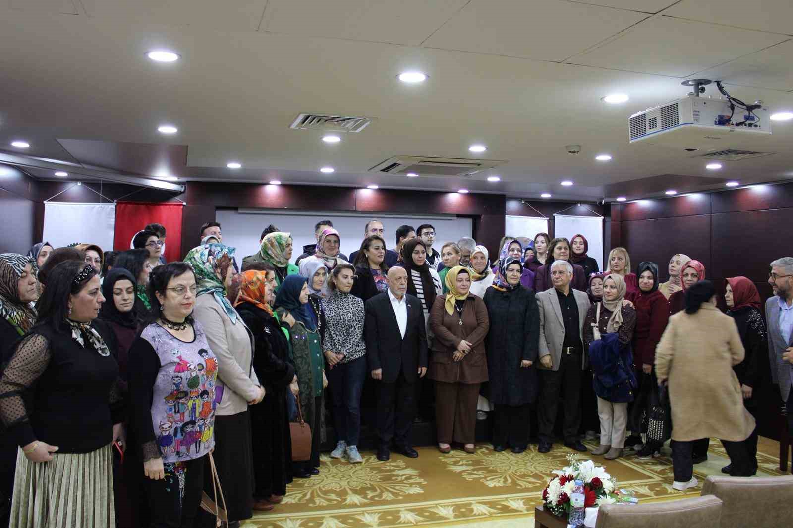 HAK-İŞ Genel Başkanı Arslan: "Asgari Ücret Tespit Komisyonu’ndan sağlıklı bir asgari ücret çıkmaz" 6 hak is genel baskani arslan asgari ucret tespit komisyonundan saglikli bir asgari ucret cikmaz 2 g5LEYQt1