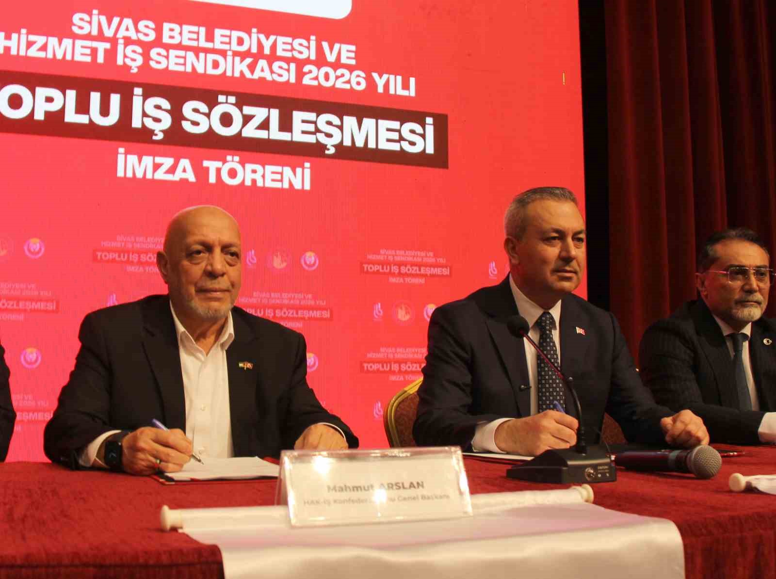 hak is genel baskani arslan bizim kulturumuzde insanlarin en hayirlisi insanlara hizmet edendir 1 1IbmGUdA