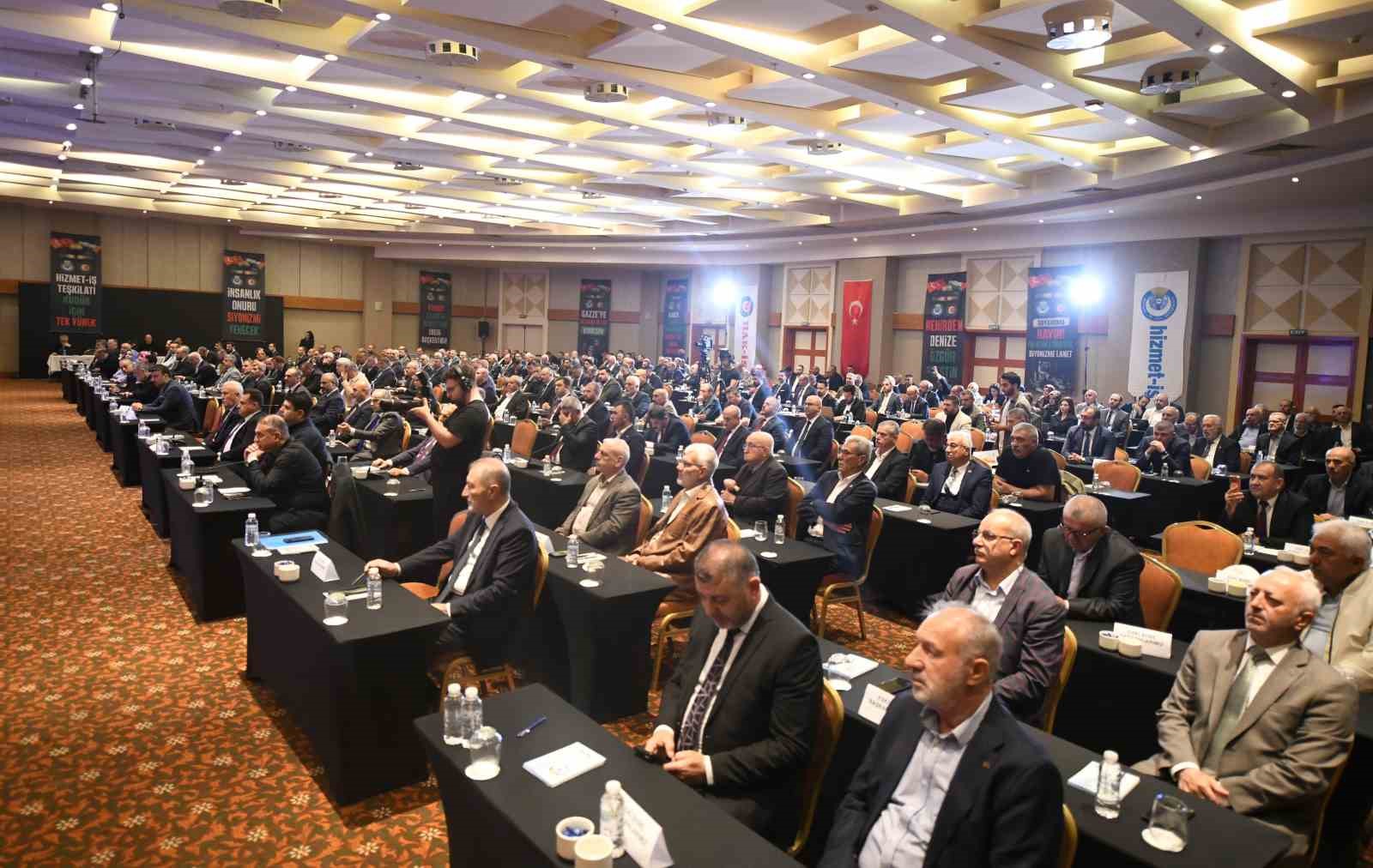 HAK-İŞ Genel Başkanı Mahmut Arslan: "Vergi sisteminin baştan sona değiştirilmesi gerekiyor" 8 hak is genel baskani mahmut arslan vergi sisteminin bastan sona degistirilmesi gerekiyor 4