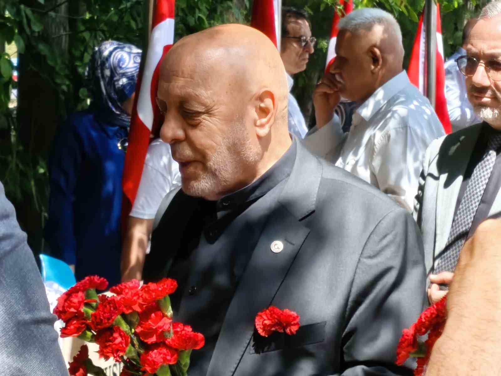 hak isten 15 temmuz sehitligine ziyaret 3 hnjLKy9u