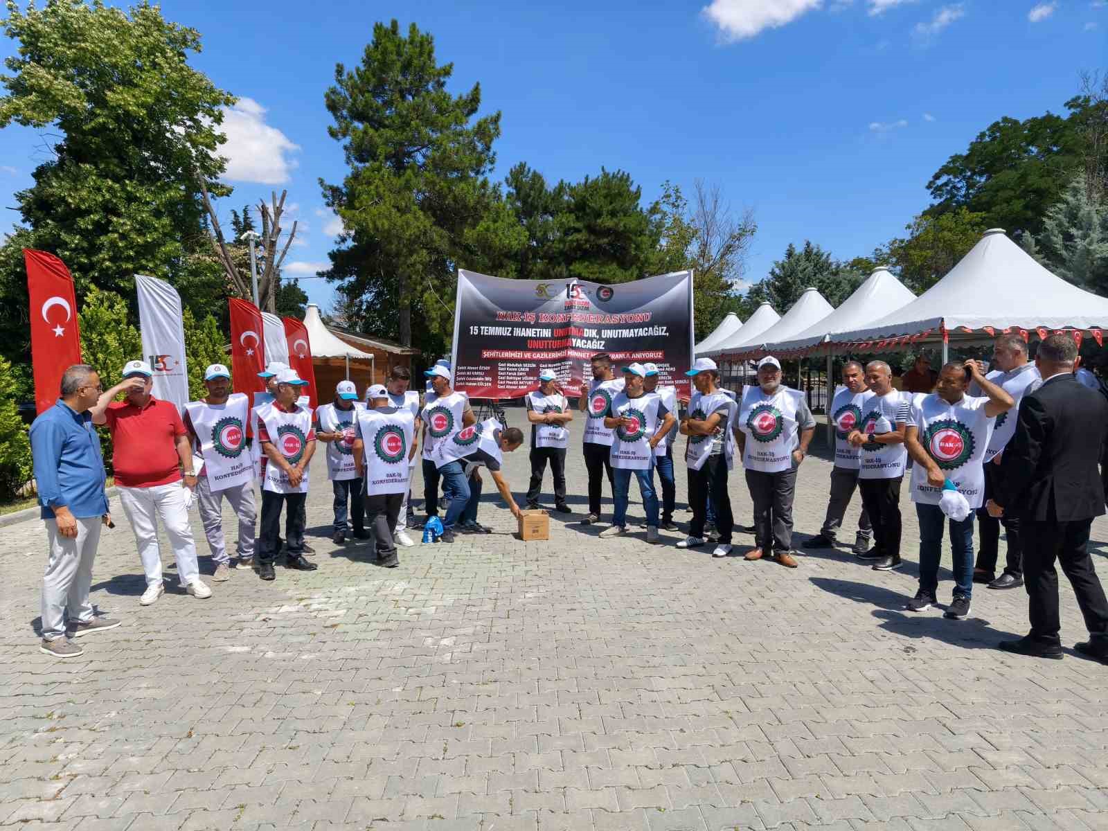 hak isten 15 temmuz sehitligine ziyaret 5 WCCp8eIK