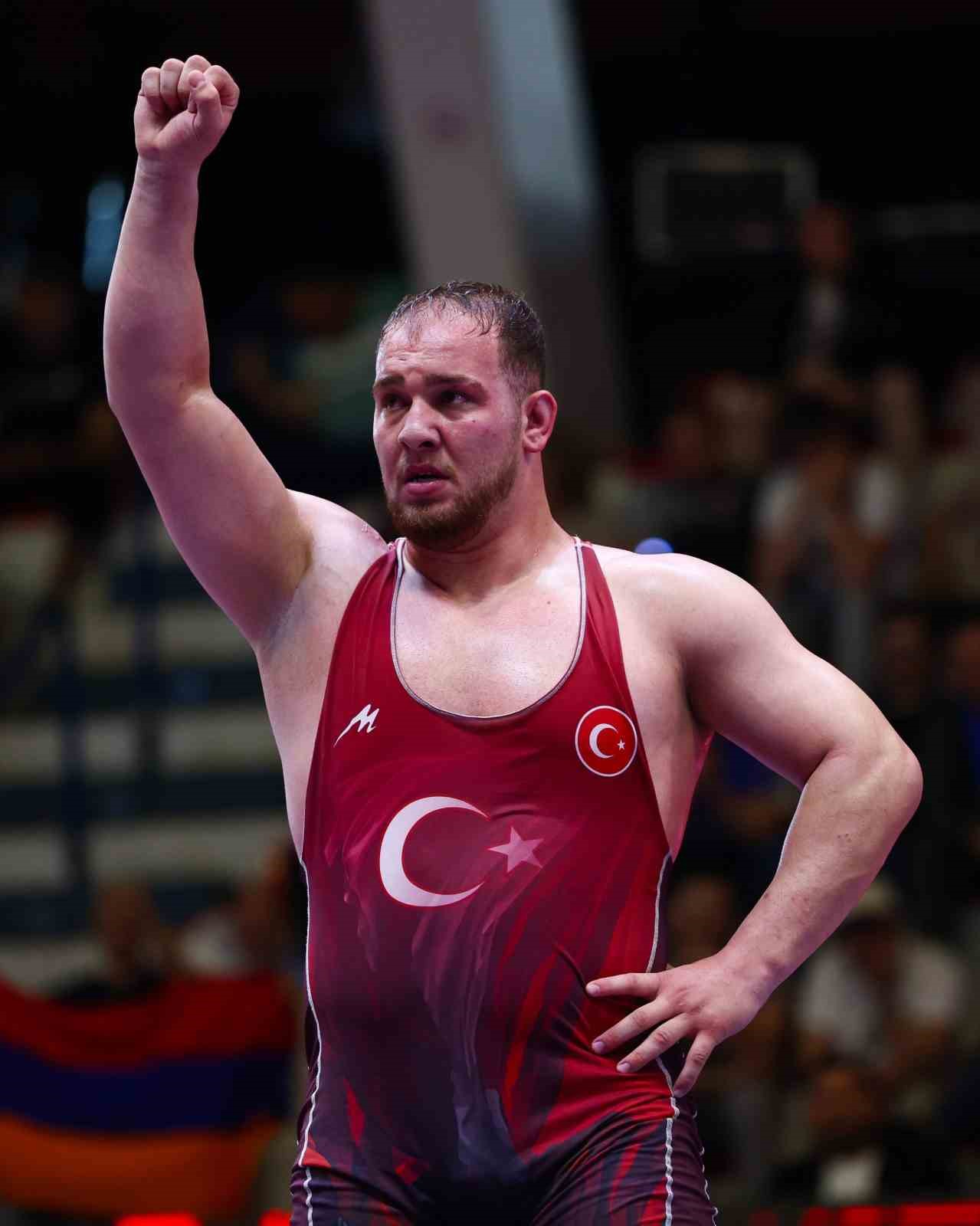 hakan buyukcingil avrupa ucuncusu oldu 2 gC7EAt18