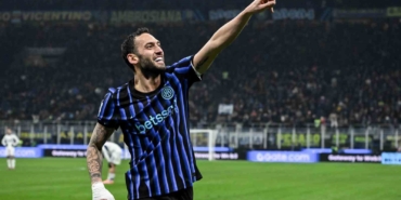 hakan-calhanoglu-atti-inter-evinde-farkli-kazandi-QGLdkJuT.jpg