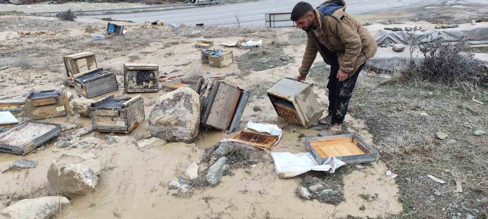 hakkaride selde 150 kovan zarar gordu 0 NN9Fkkbi
