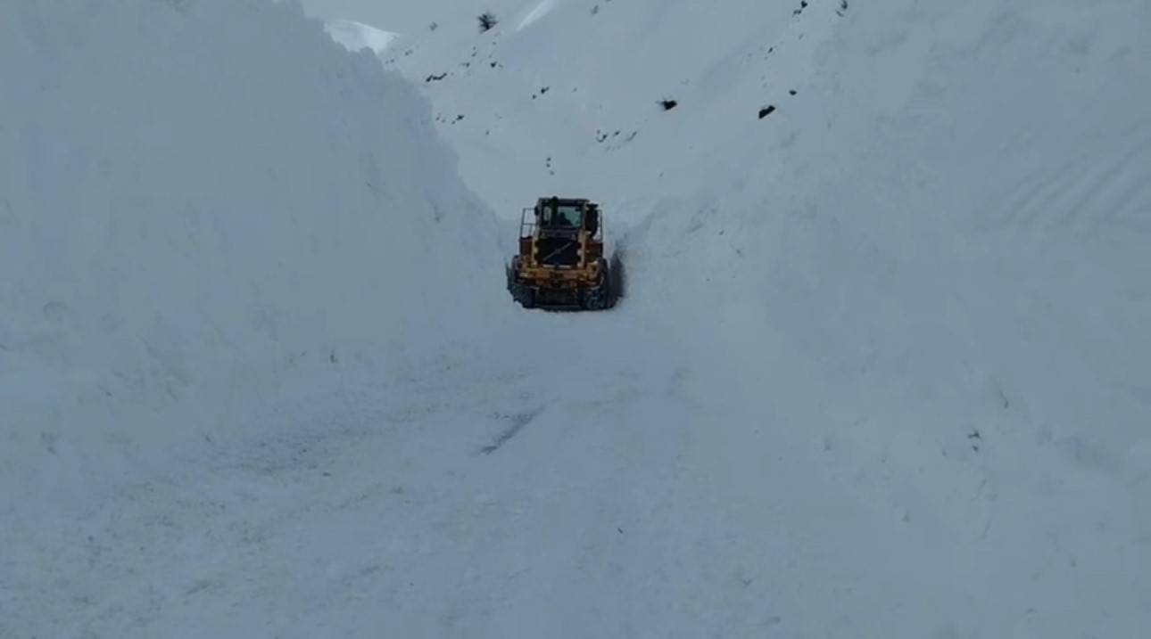 hakkaride tum koy yollari ulasima acildi 5 9Rvl5y4Y