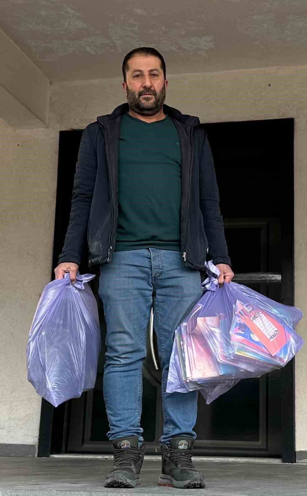hakkarili esnaftan vefa ornegi 30 yillik esnaf kalan tum kirtasiye malzemesini 500 ogrenciye hediye