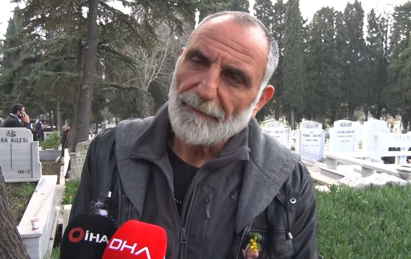 haldun dormen edirnekapi mezarliginda topraga verildi 1 1k8q3Ky8