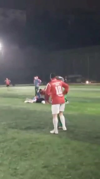 hali sahada kalp krizi geciren eski futbolcunun o anlari ortaya cikti 3 WEMu1ruI
