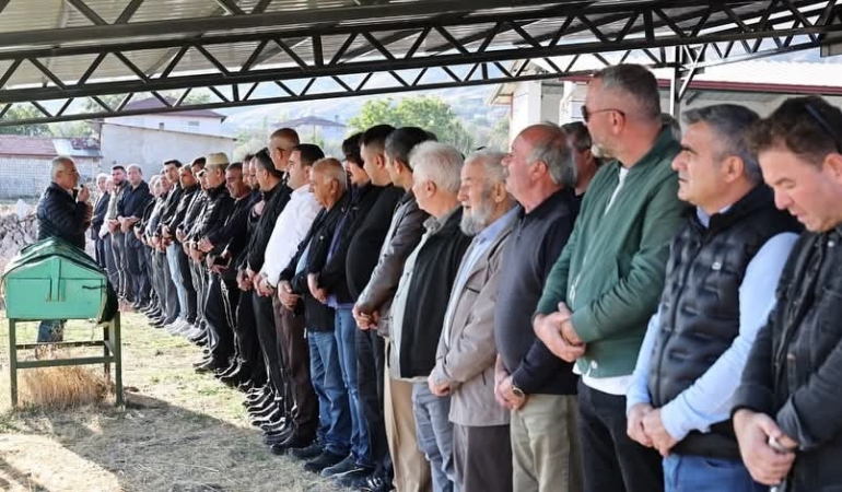 hali-sahada-rahatsizlanan-universiteli-genc-hayatini-kaybetti-FzXLPuPb.jpg