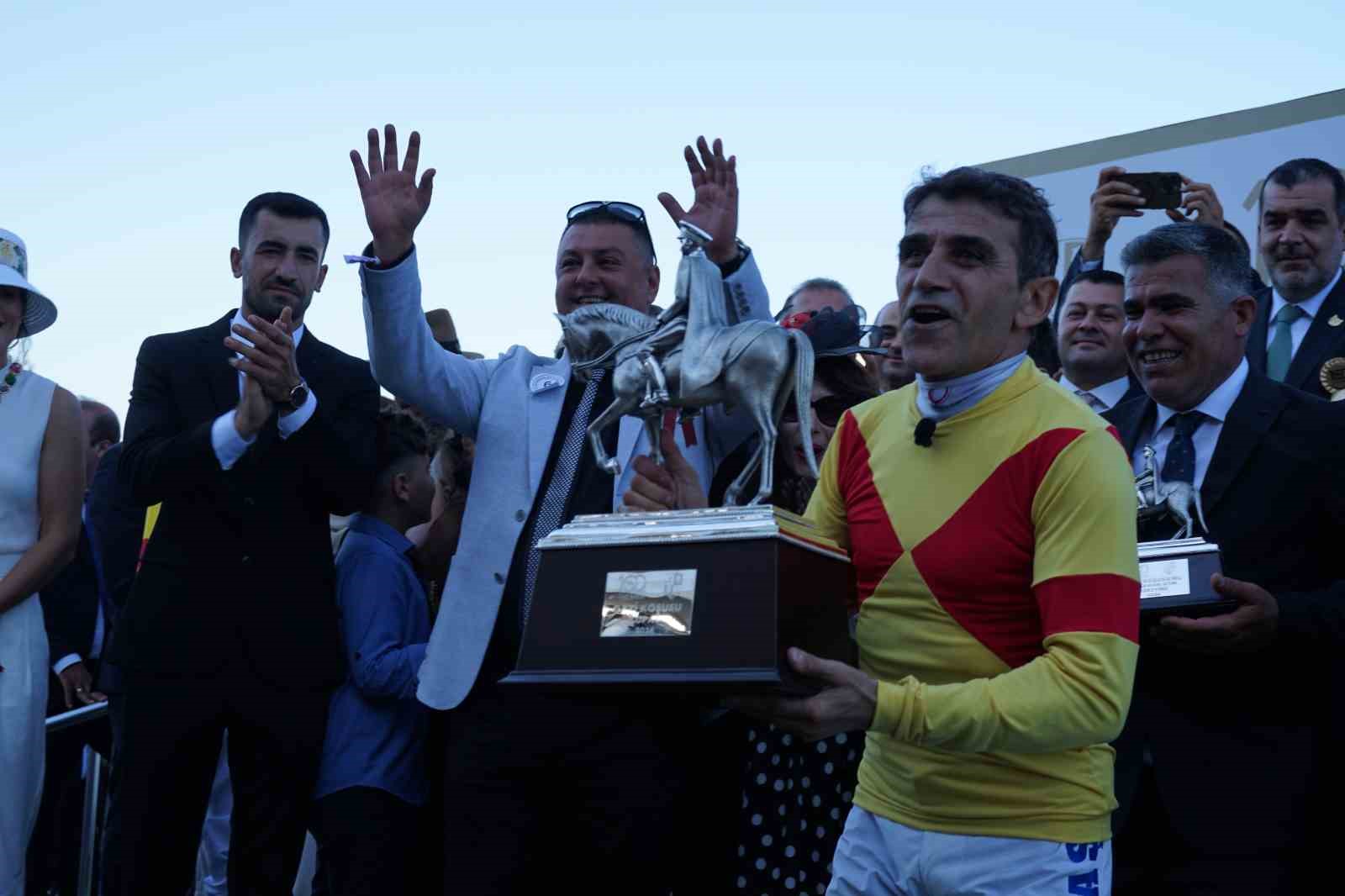 halis karatas 100 yil benim icin cok onemliydi 0 cD7HWrWg