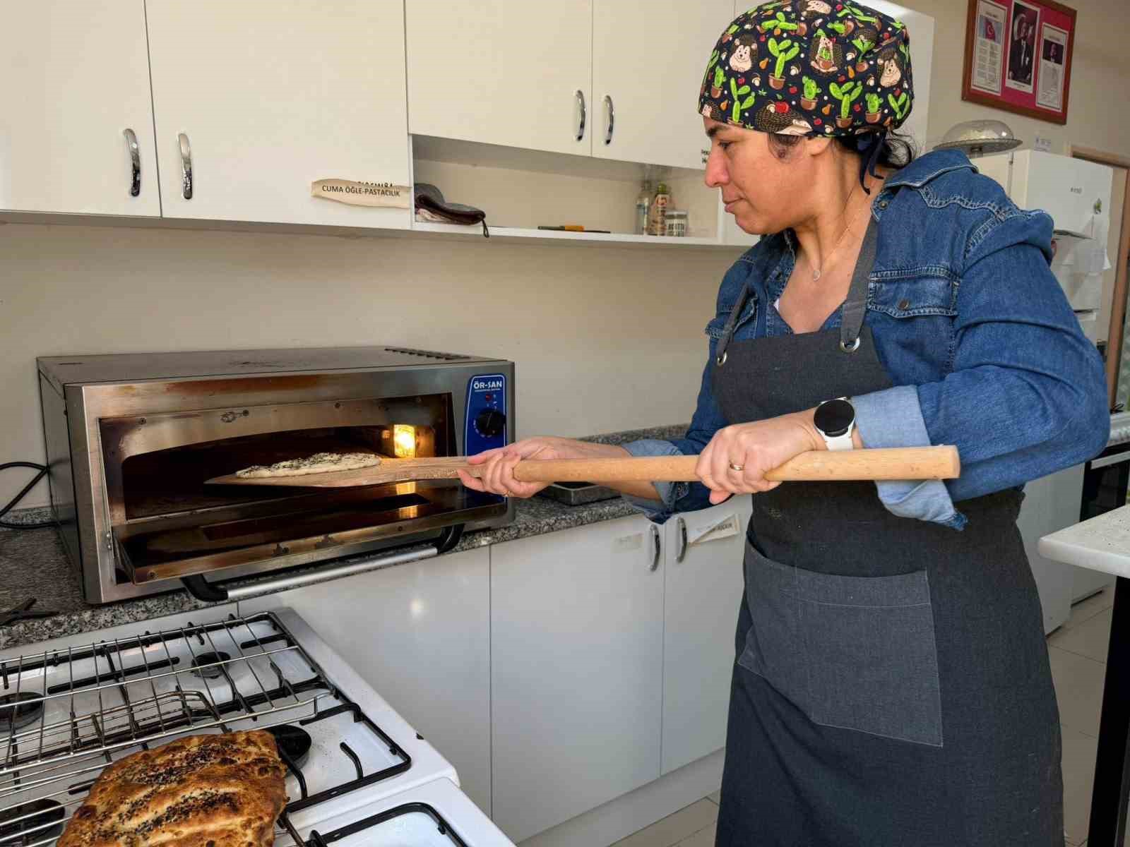 halk egitim kursiyerleri pisirdi ihtiyac sahiplerinin sofralari bereketlendi 1