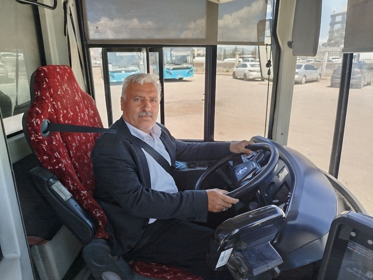 halk otobusu soforu fenalasan yolcu icin direksiyonu hastaneye cevirdi 1 eRscUsUp