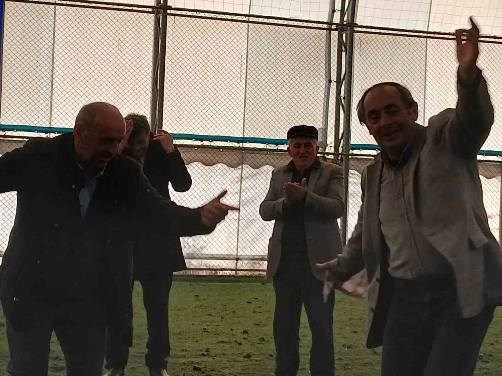 halk oyunlarini kayit altina aldilar 1