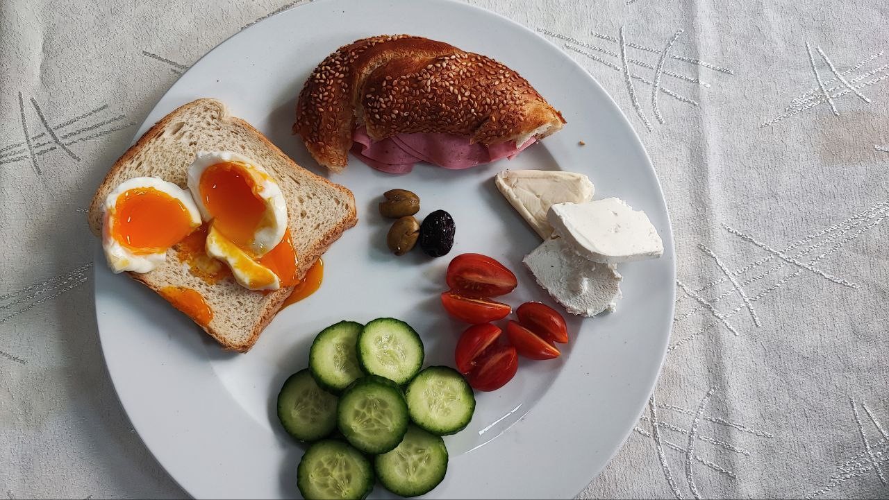 halka acik kafede ogrenciler hem ogreniyor hem uretiyor 3