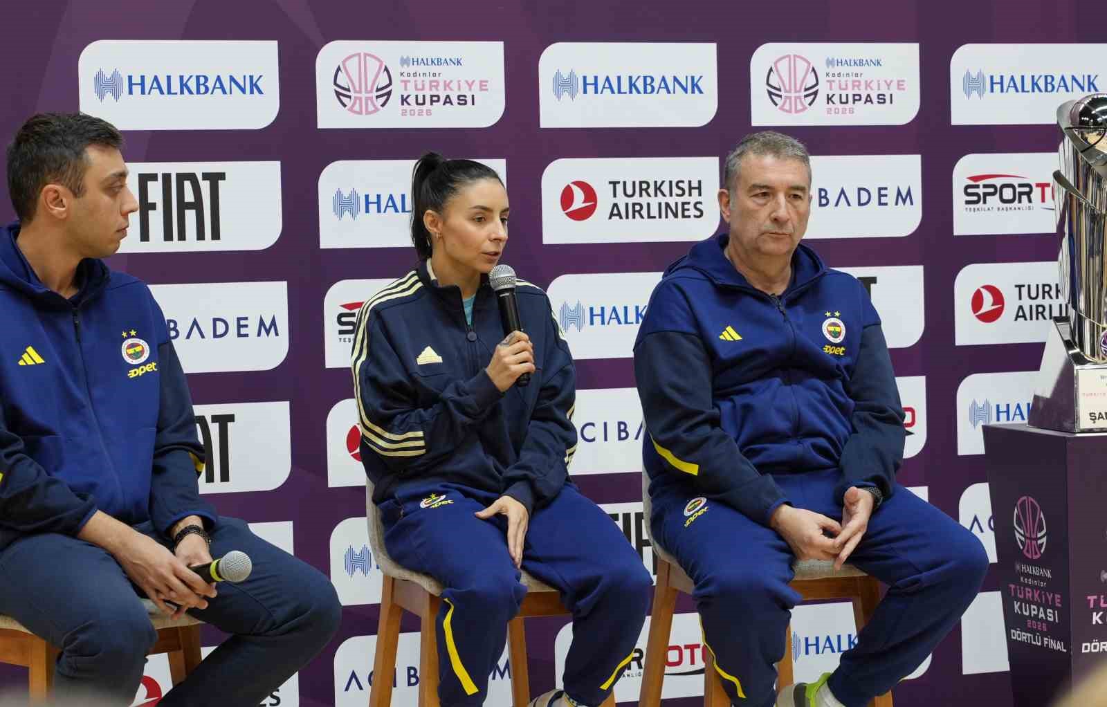 Halkbank Kadınlar Türkiye Kupası final karşılaşması öncesi basın toplantısı düzenlendi 5 halkbank kadinlar turkiye kupasi final karsilasmasi oncesi basin toplantisi duzenlendi 1