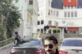Motosikletin yayalara çarptığı kaza kamerada: Baba ve bebeği yaralandı 2 thumbnail