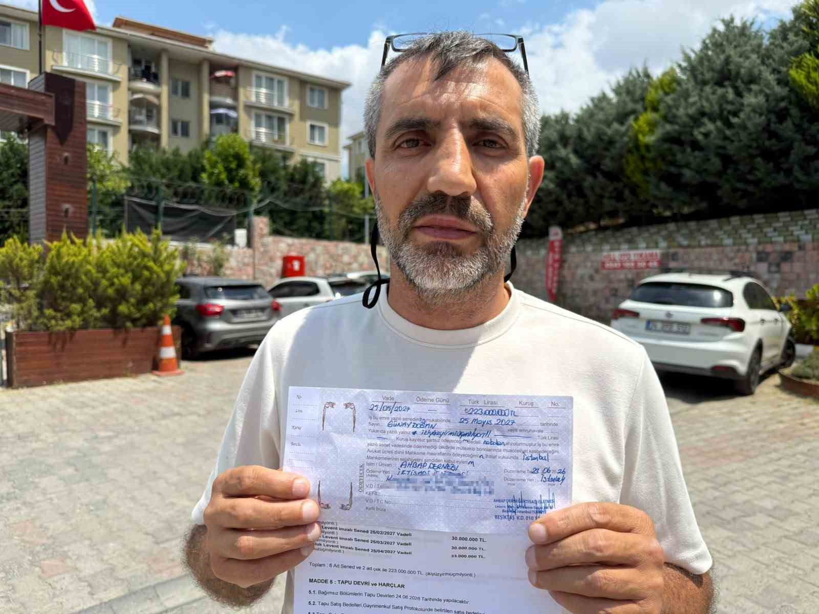 haluk levente 4 daire kaptirdi dolandirildigini anlayinca suc duyurusunda bulundu 0 gS8RvbbP