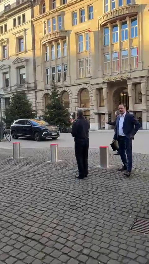 hamburg baskonsolosu alver belediye sarayina togg ile geldi 1 tIJlDafQ