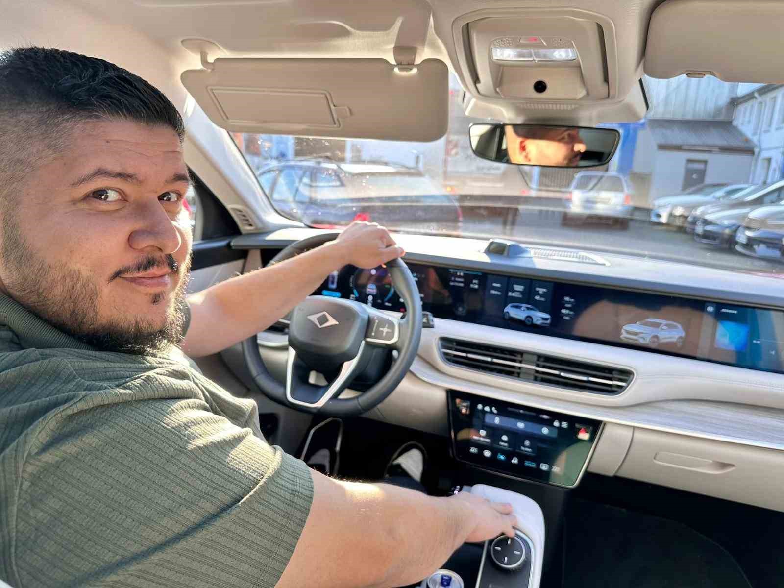 hamburgdaki ilk togg t10xlerden biri trafikteki yerini aldi 1