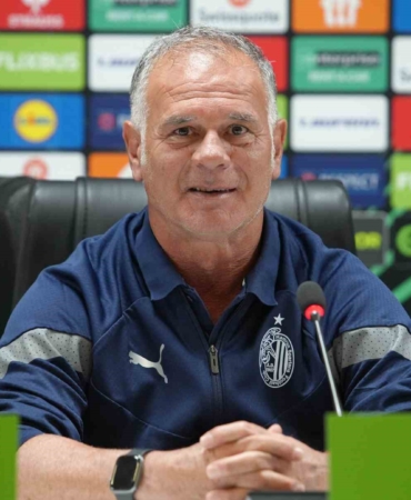 hamrun-teknik-direktoru-modica-samsunspor-macinda-avrupadaki-ilk-puanlarimizi-almak-istiyoruz-R9YHjRny.jpg