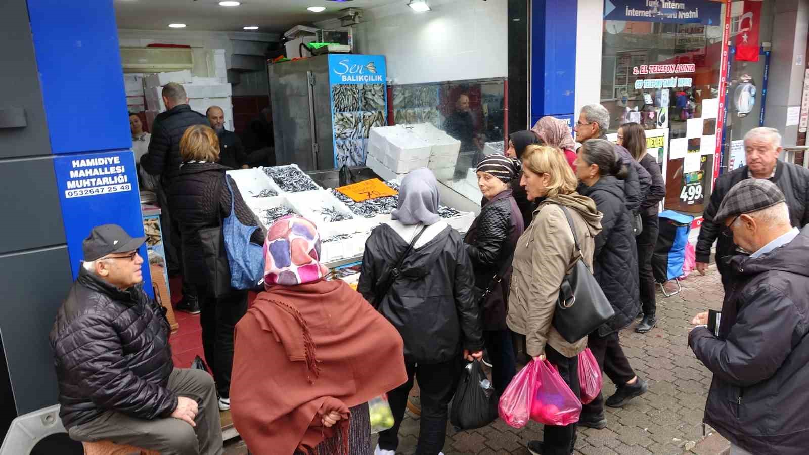 hamsi 70 liraya dustu vatandas sevincten cig yedi 5 tAZE2z4Q