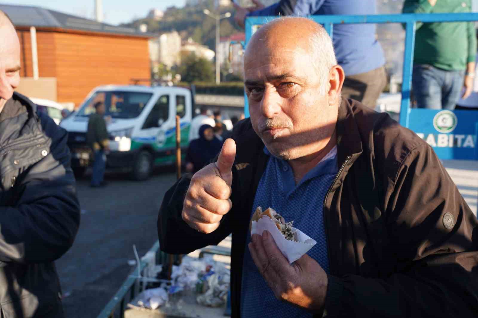 hamsi bollugu festivali geri getirdi 3 YI7UCNNp