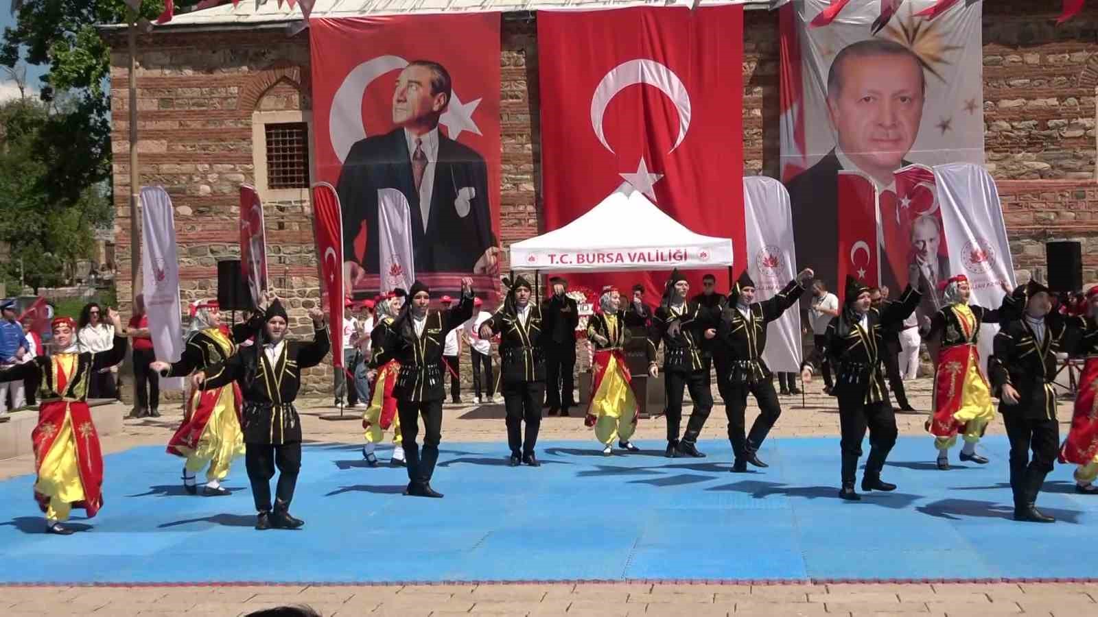 hanlar bolgesi 19 mayis coskusuyla doldu tasti 4 LRL5QcVD