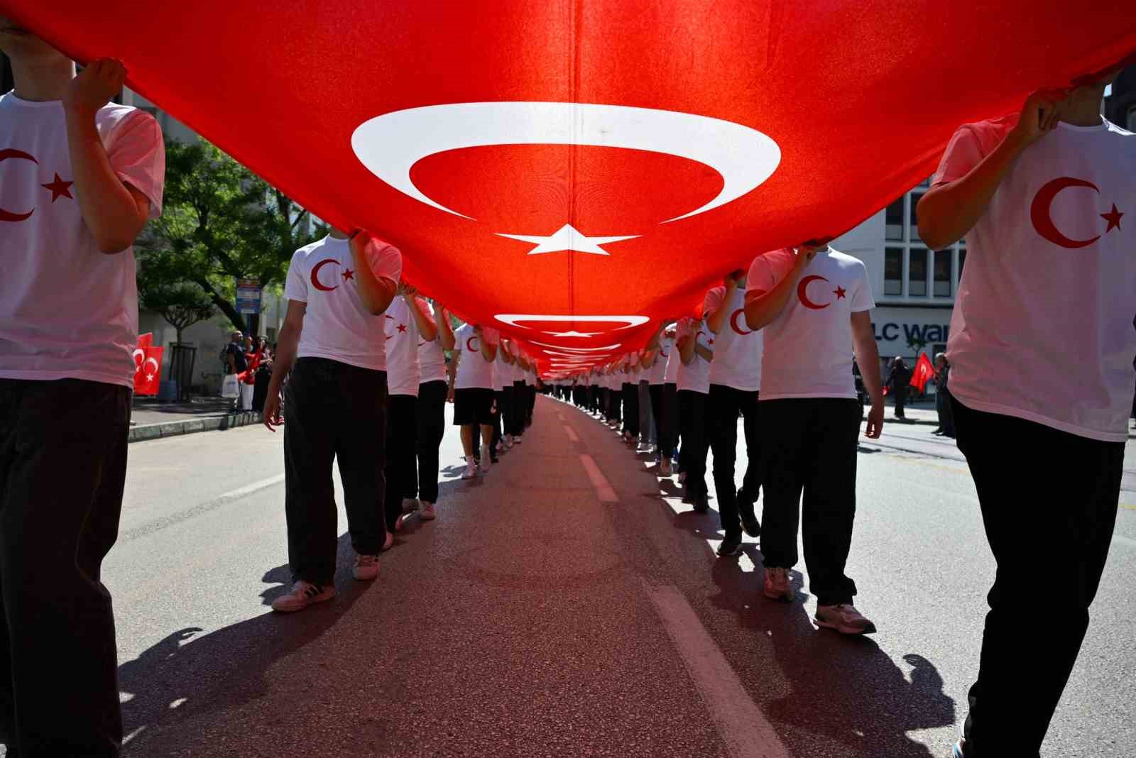 hanlar bolgesi 19 mayis coskusuyla doldu tasti 7 XwTmZ4TD