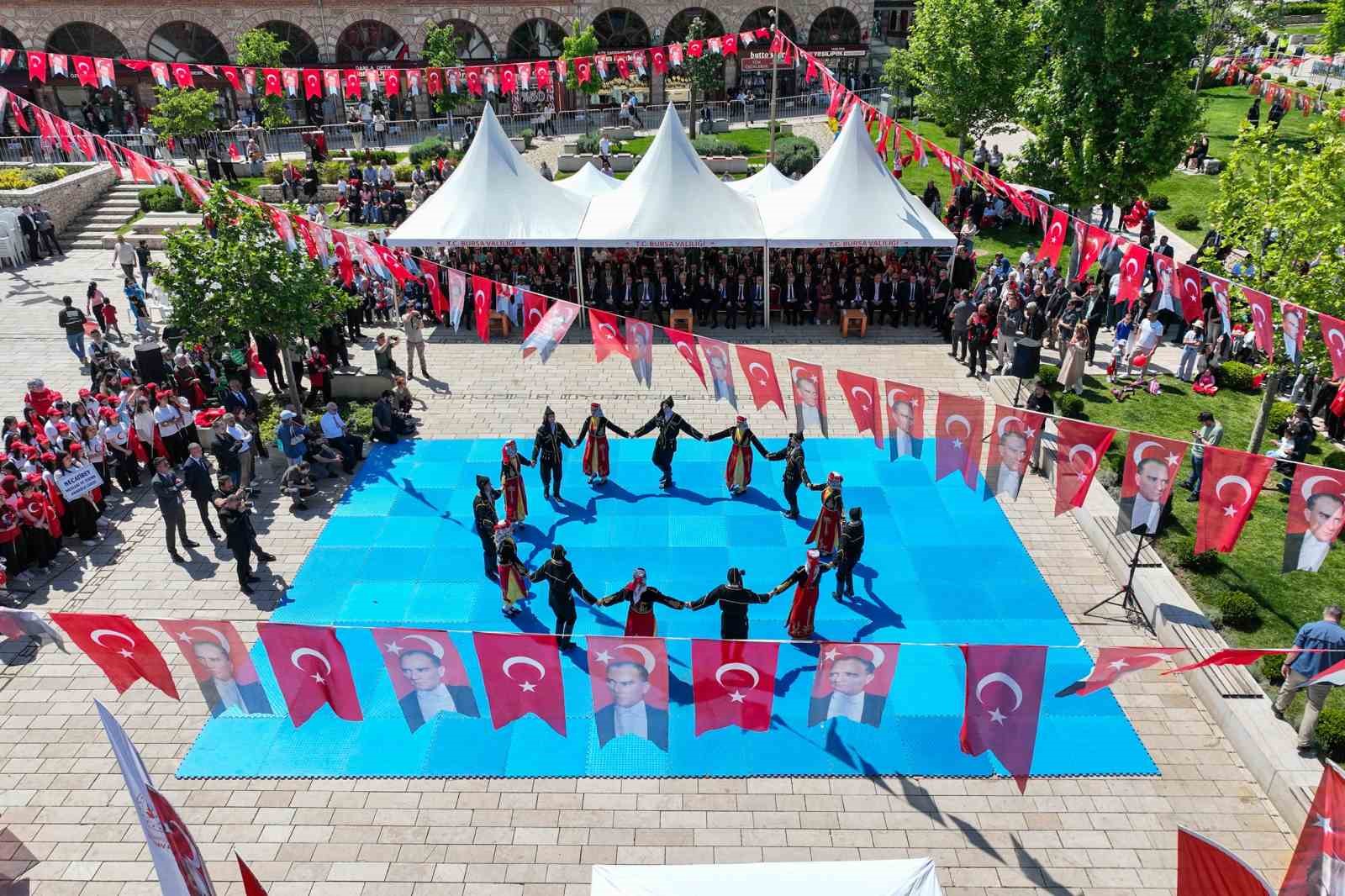 hanlar bolgesi 19 mayis coskusuyla doldu tasti 9 PGMD3tgs
