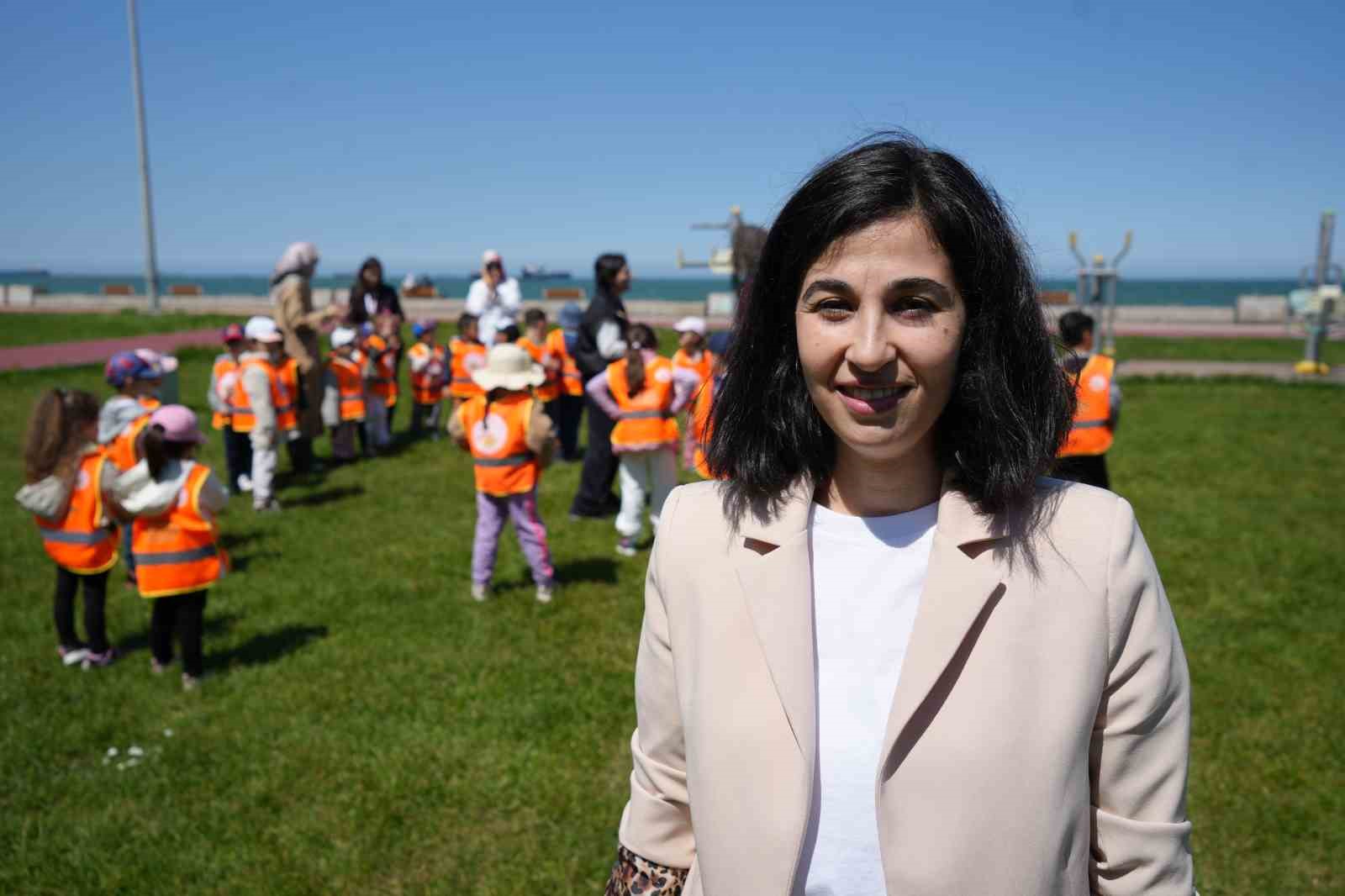 hareket et saglikli kal mesaji miniklerden geldi 2 RcUYjUFD