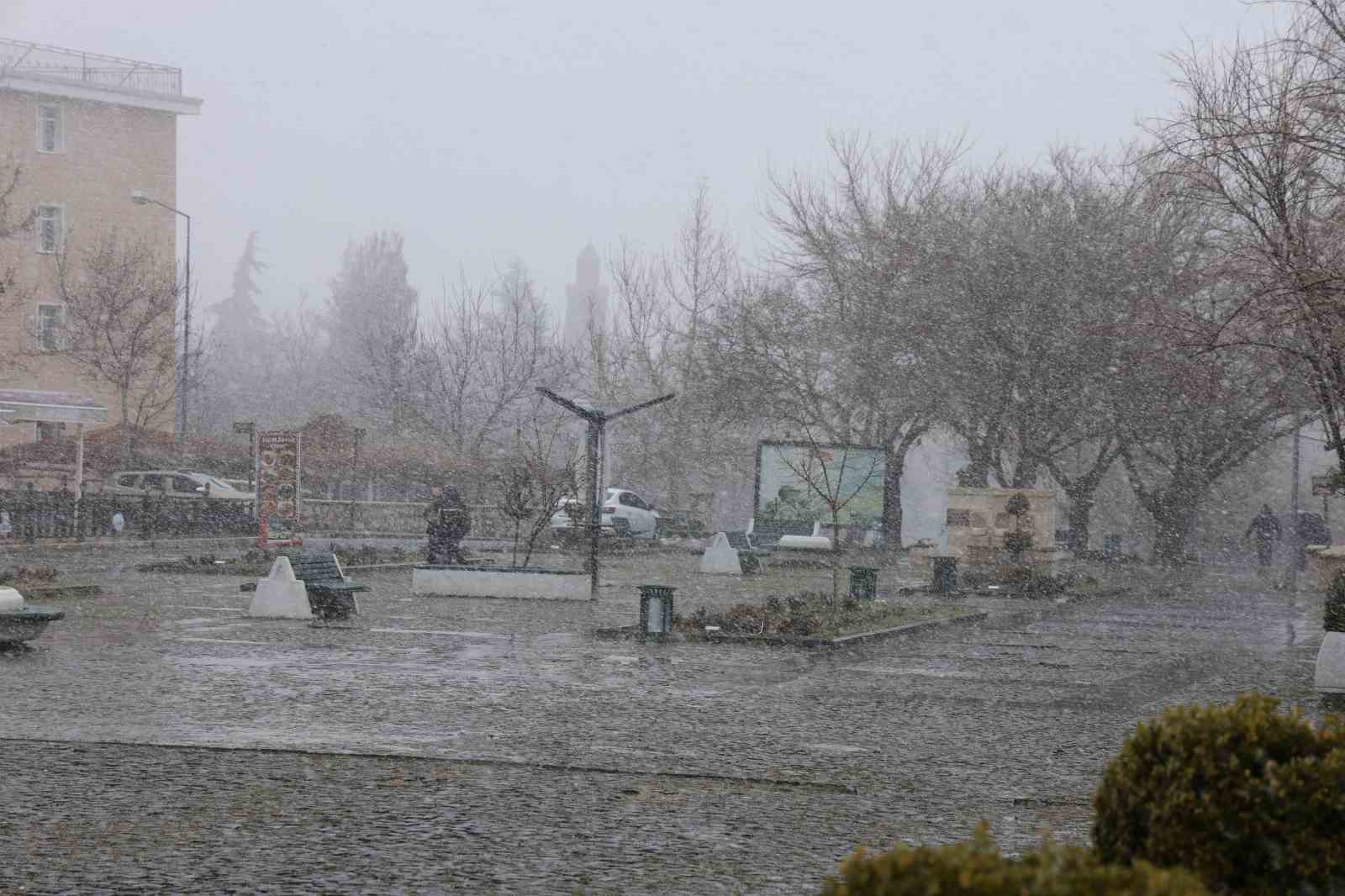 harputta kar yagisi etkisini artirdi tarihi mekanlar beyaza burundu 4