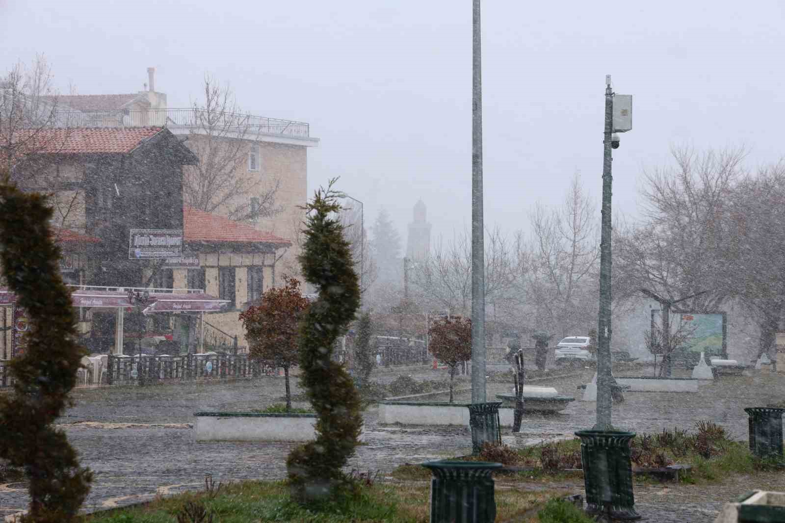 harputta kar yagisi etkisini artirdi tarihi mekanlar beyaza burundu 7