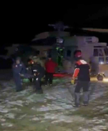 hasan-daginda-mahsur-kalan-ogrenciler-helikopterle-kurtarildi-JAE2iNge.jpg