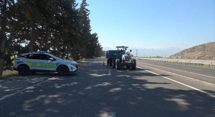 hasat doneminde yasanan kazalarin onune gecmek amaciyla traktorlerdeki reflektorler kontrol edildi 3 weApgAPY