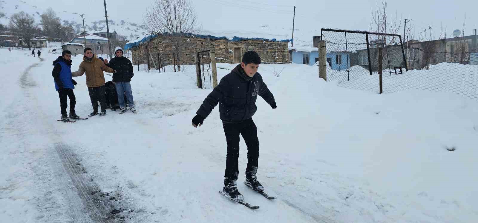 haskoyde cocuklar karin keyfini kayarak cikardi 5 qBGYnurR