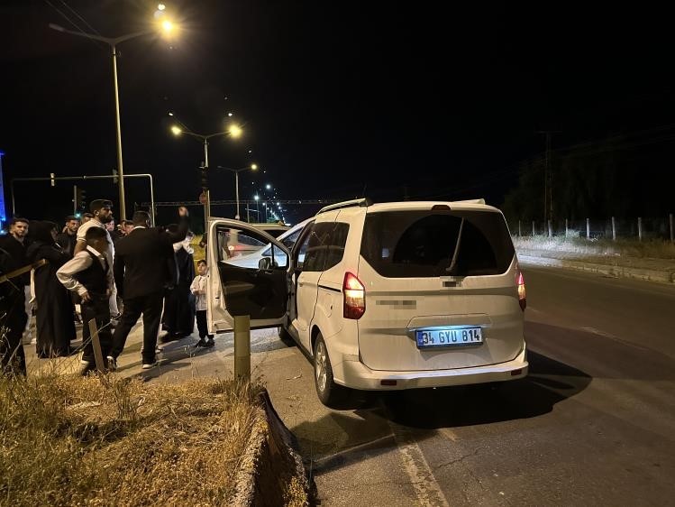 haskoyde iki otomobil carpisti yaralanan olmadi 4 njrVyvJY